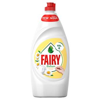 Fairy deterdžent za pranje posuđa kamilica i vitamin 900 ml